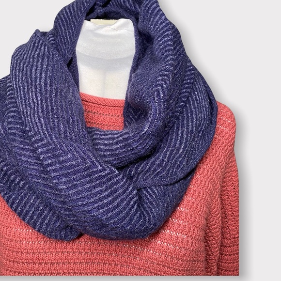 3 for $15 Modena blue chevron infinity scarf - Picture 2 of 7